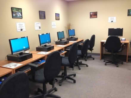 Photo of old computers and parts (Brooklin) #2