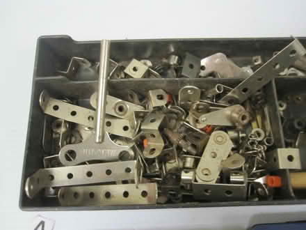 Photo of Metal building toys (Erector, etc.) (Beacon Hill) #2