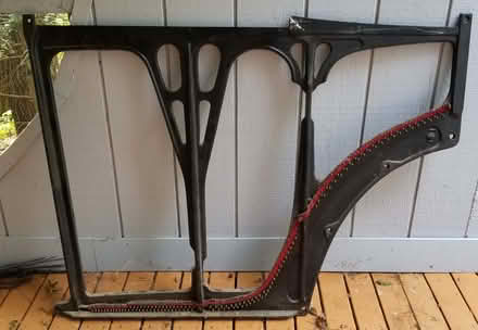 Photo of free Piano metal frame/bow (Hyde Park) #1