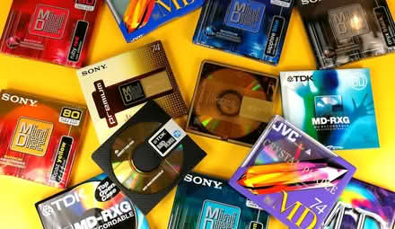 Photo of Minidisc: blank, recorded, machine (L4T) #3