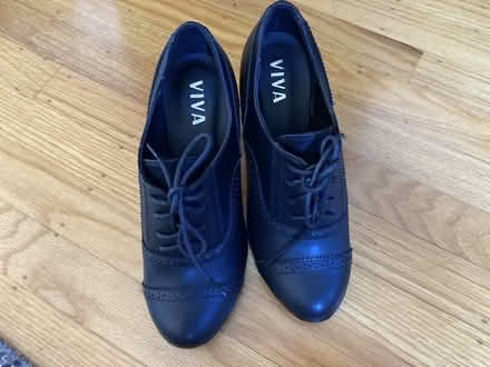 Photo of free Women’s shoes (size 38/ US7) (Oakland) #1