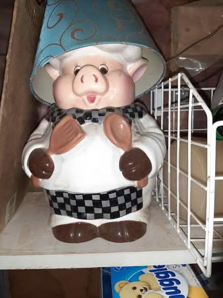 Photo of free Cookie jar (Farmbrook) #1