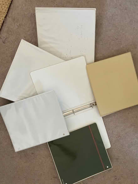 Photo of free Loose leaf binders (West Bloomfield) #1