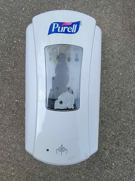 Photo of free Hand sanitizer foam and dispensers (Near person and peace sts) #3