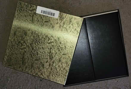 Photo of free Picture frame 'book' (Northridge) #2