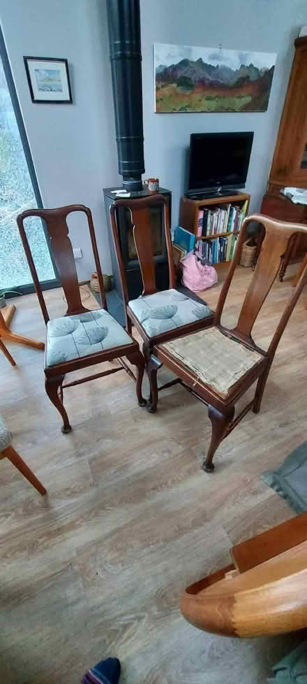 Photo of free 4 dining chairs for restoring (Over Kellet LA6) #1