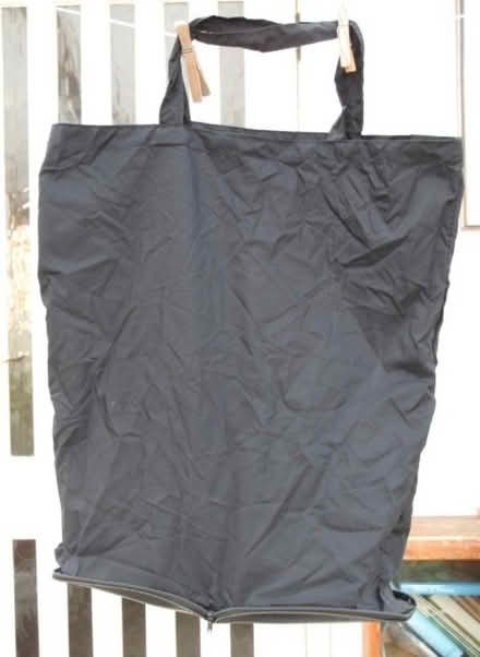 Photo of free Fold up shopping bag (Woodley RG5) #2
