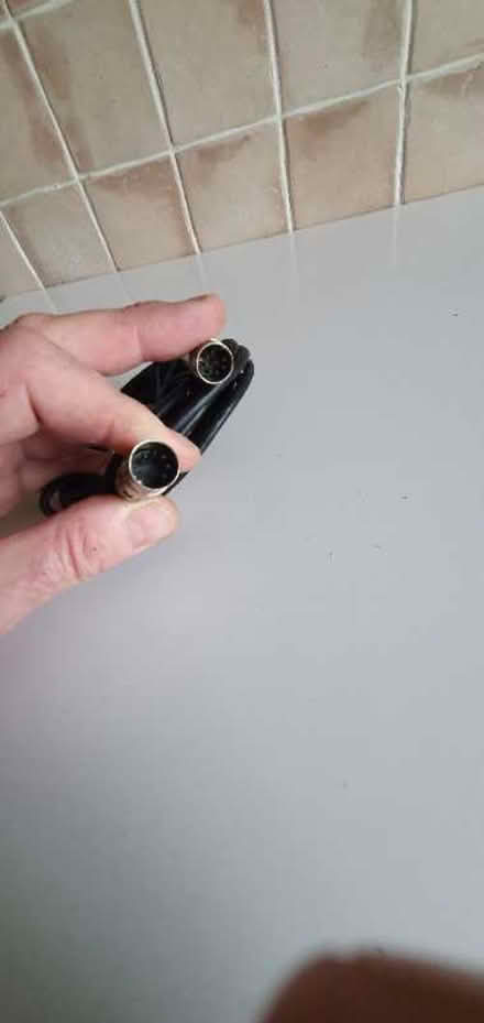 Photo of free Loads of audio leads (Allestree DE22) #1