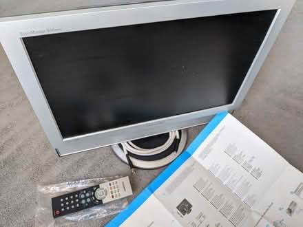 Photo of free Samsung 19" monitor (Camberwell SE5) #1