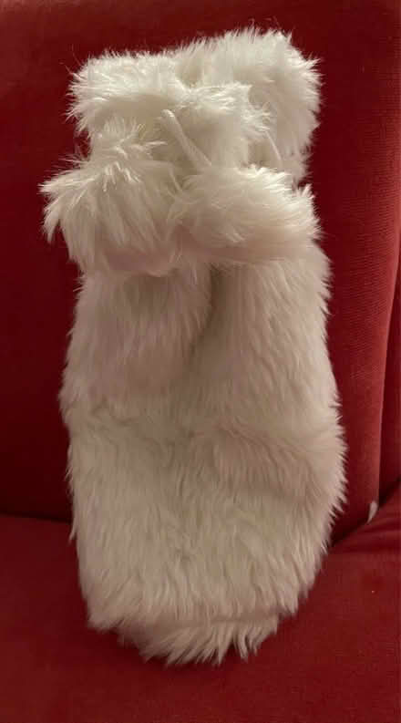 Photo of free Cozy Fur Winter Wine Bag (Woodbridge) #2