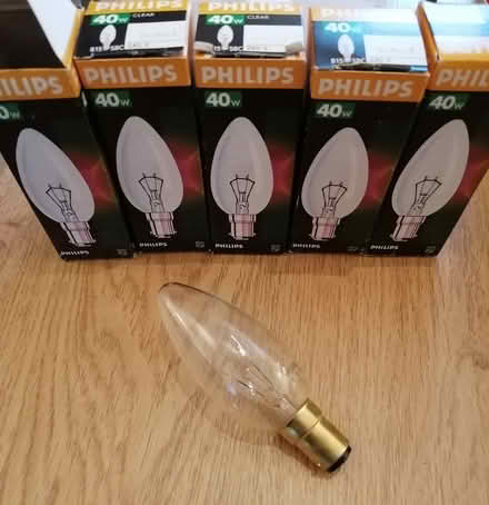 Photo of free Light Bulbs (Dukinfield (SK16)) #1