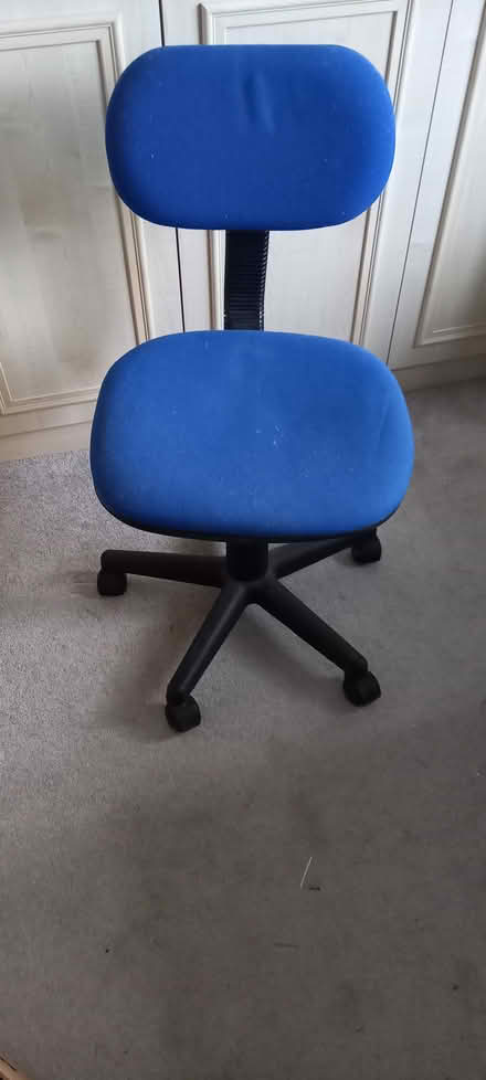 Photo of free Office / typist chair (Enfield EN1) #1