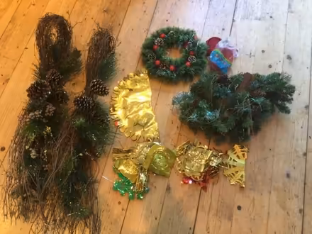Photo of free Christmas decorations (Portishead BS20) #1