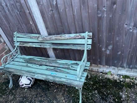 Photo of free Bench for refurbishing (Netteswell CM18)