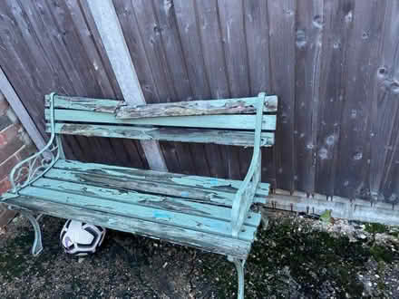 Photo of free Bench for refurbishing (Netteswell CM18)