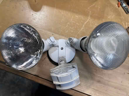 Photo of free Exterior Motion Detection Light (Kirkland) #1