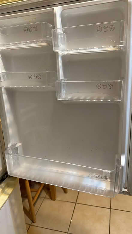 Photo of free LG Fridge Freezer (Harlesden, NW10) #4