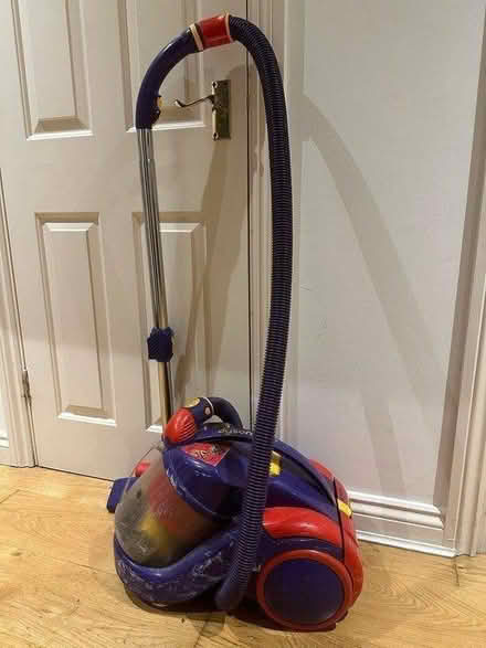 Photo of free Dyson DC02 vacuum cleaner (Stockwell) #2