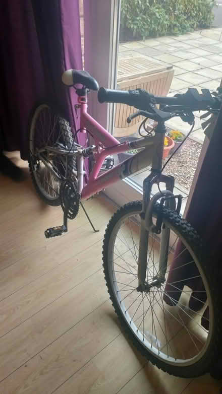 Photo of free Oriana Challenge bicycle (West Didsbury) #2