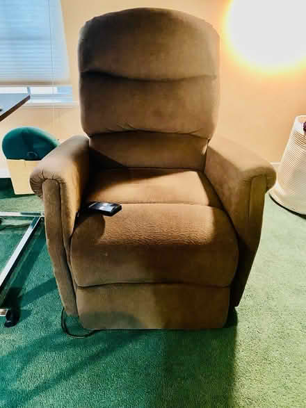 Photo of free Lift Recliner (Austin Tx) #4