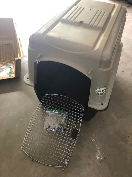 Photo of free Large dog crate #1 (Kitchener) #1