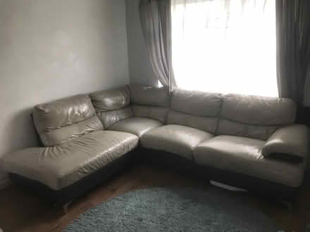 Photo of free sofa (TW11) #1