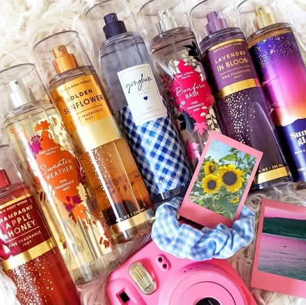 Photo of Body spray, perfumes, make up (Frederick)