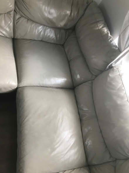 Photo of free sofa (TW11) #3