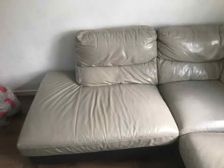 Photo of free sofa (TW11) #4