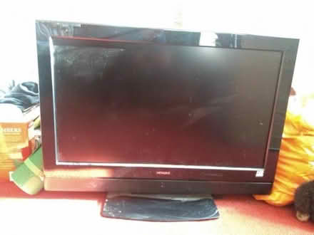 Photo of free Broken 30" tv - possibly reparable (Southside EH8) #1