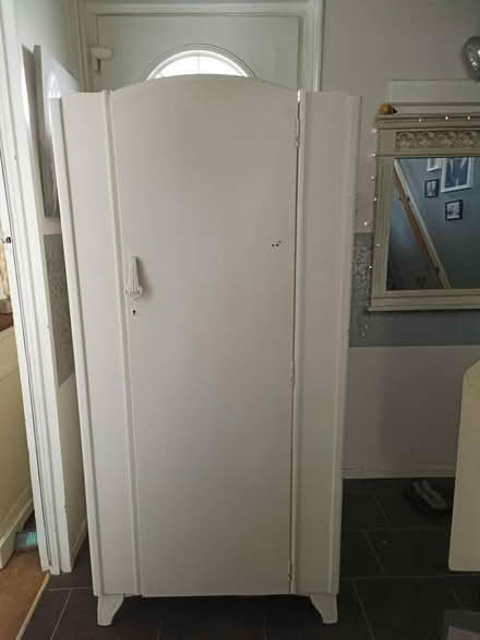 Photo of free Small Vintage wardrobe (SY2) #1