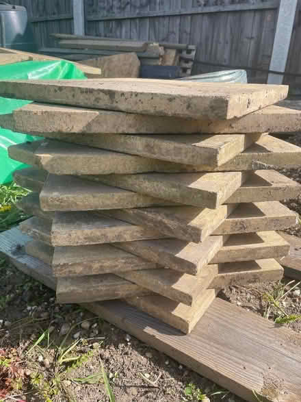 Photo of free 15 used paving slabs (Moulsham CM2) #2