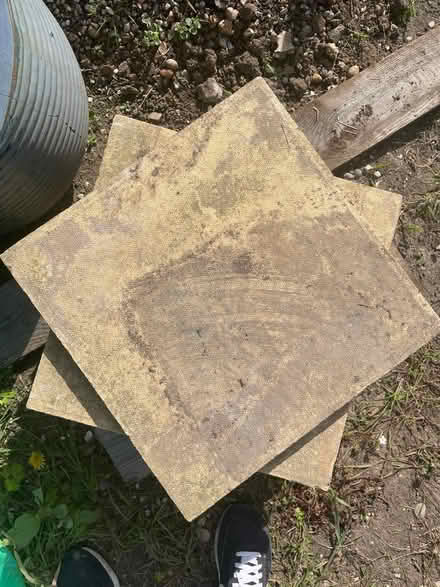 Photo of free 15 used paving slabs (Moulsham CM2) #1