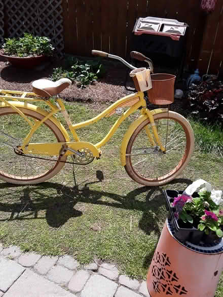 Photo of free Women's beach bike (Ft Eustis) #2