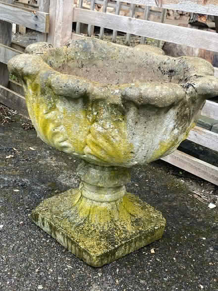 Photo of free Stone planter (Great Paxton PE19) #1