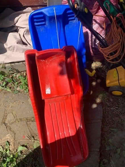 Photo of free 3 sledges (Southend on sea SS1) #1