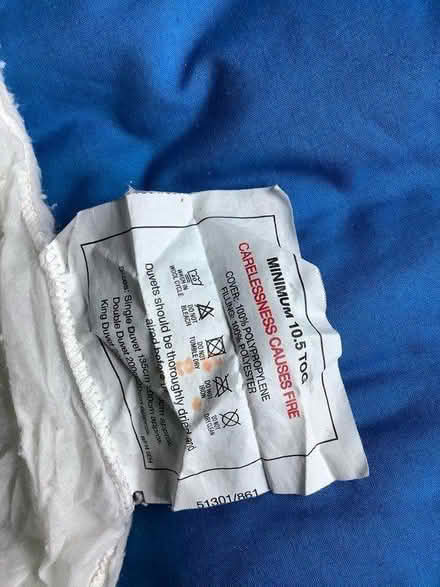 Photo of free 10.5 tog double duvet (EX1) #1