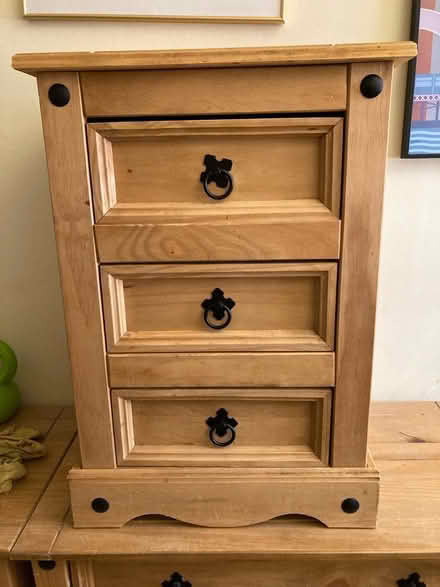 Photo of free Chest of 3 drawers (Chelsea SW3) #1