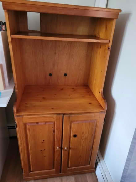 Photo of free Vintage wood hutch (Piscataway) #2