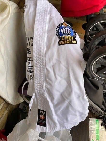 Photo of free Child age (4-7) martial art wear (Morden SM4) #1