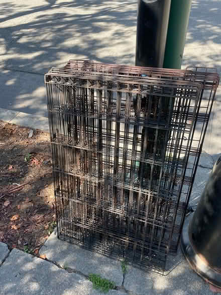 Photo of free pet enclosures (1546 pearl st alameda ca) #1