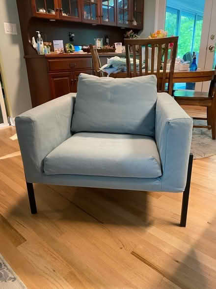 Photo of free Lounge chair and ottoman (Gaithersburg off Longdraft) #2