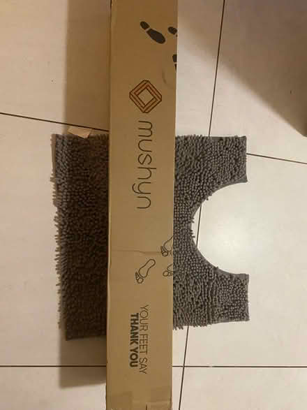 Photo of free Laundry mat, desk mat and pillow (Fort Myers fl) #2