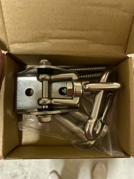 Photo of free Misc Hardware and lightbulbs (Agave) #3