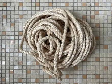 Photo of free 100ft of 1/2 inch sisal rope (UWS / 71st) #1