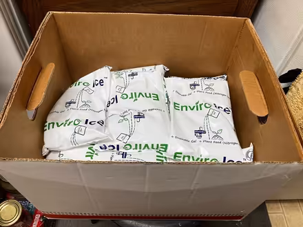 Photo of free (8) insulated shippers 9x11x11 (Stevens Creek/Saratoga Ave, SJ) #3
