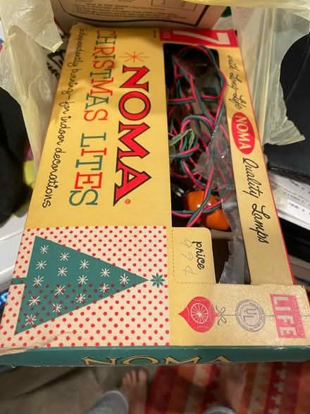Photo of free Old Christmas string of lights (Clintonville) #3