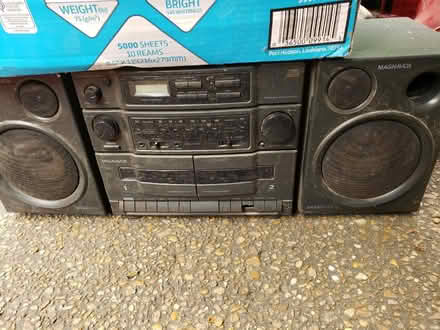Photo of free Stereo (Crieve Hall) #1