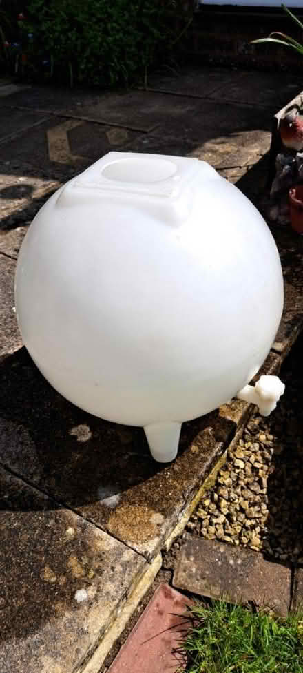 Photo of free Beer barrel pressurised (Bridleway, Colehill BH21) #1