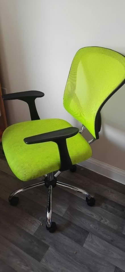 Photo of free Gaming chair (Chard) #1